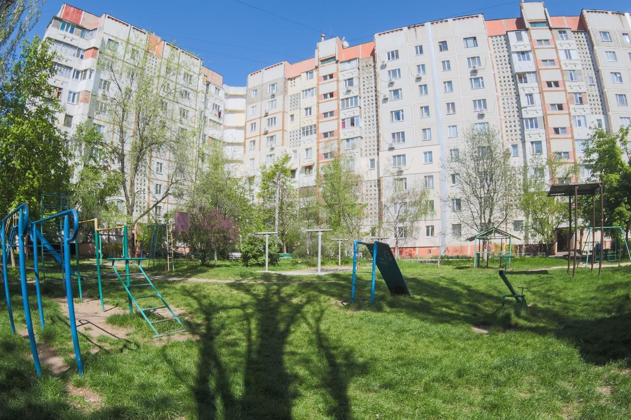 Clean And Comfortable Apartments On Karl Marx Street Тирасполь Екстер'єр фото